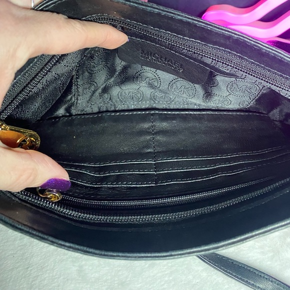 EUC Michael Kors Webster Convertible Clutch/Crossbody - Picture 4 of 6